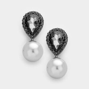 5/$25 Black Crystal Gray Faux Pearl Earrings